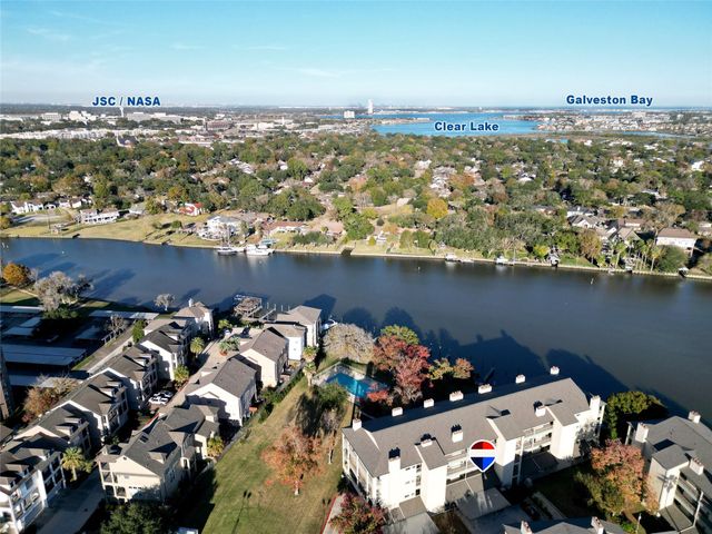 18809 Egret Bay Boulevard 304, Webster, TX 77058