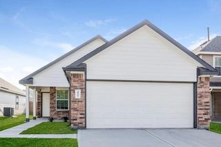 2827 Briggs Drive, Conroe, TX 77301