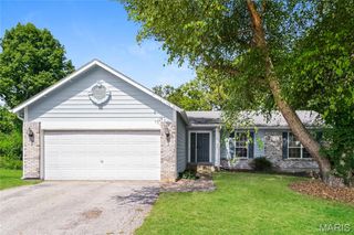14429 Jamestown Bay Drive, Florissant, MO 63034