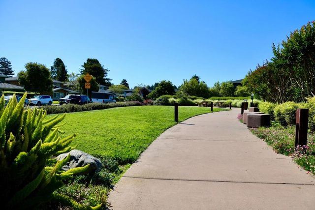 1425 45th Avenue 1, Capitola, CA 95010