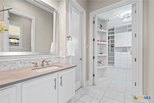 124 Cherokee Rose Circle, Georgetown, TX 78626