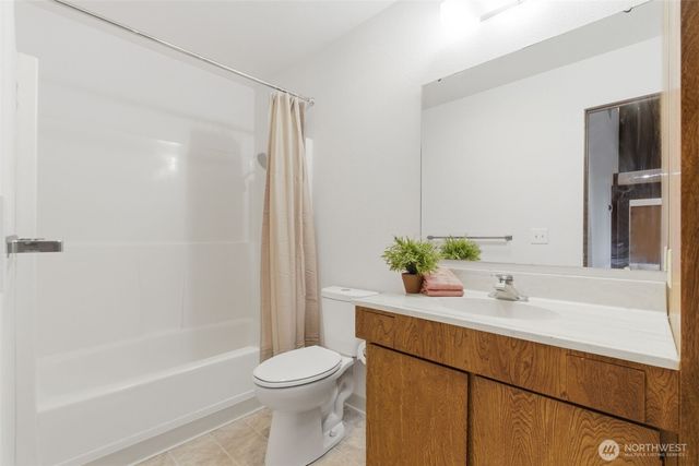 850 NE Rimrock Drive NE, Bremerton, WA 98311