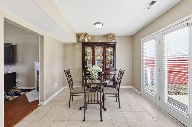 240 Darenia Lane, Lexington, KY 40511