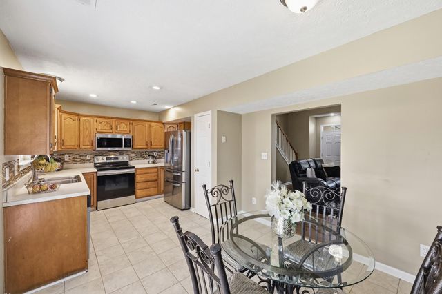 240 Darenia Lane, Lexington, KY 40511