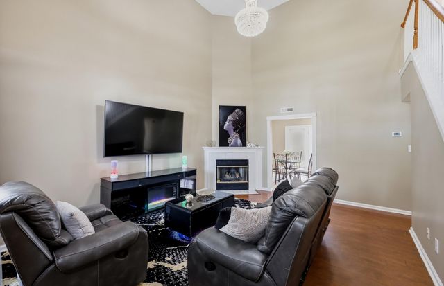 240 Darenia Lane, Lexington, KY 40511