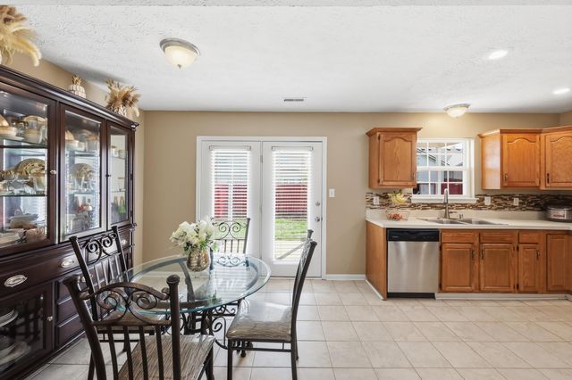 240 Darenia Lane, Lexington, KY 40511