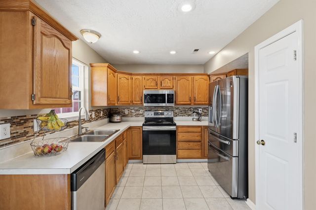 240 Darenia Lane, Lexington, KY 40511