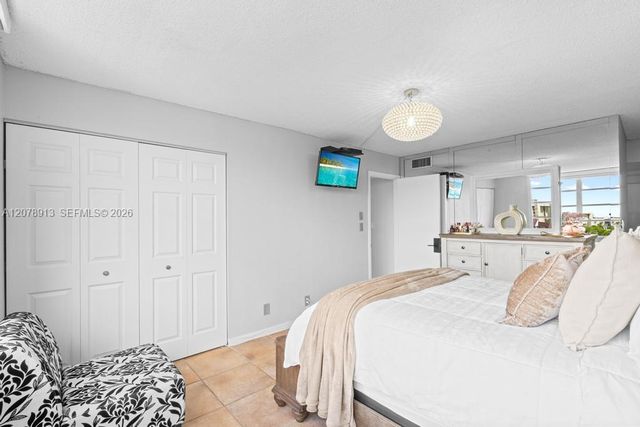 6901 Environ Boulevard 7F, Lauderhill, FL 33319