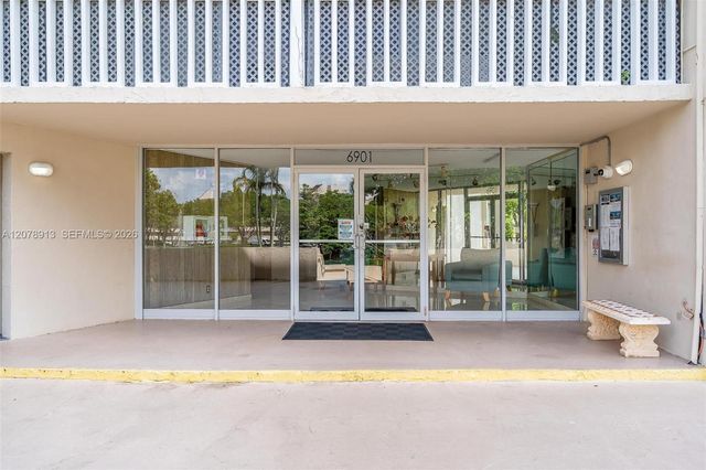 6901 Environ Boulevard 7F, Lauderhill, FL 33319