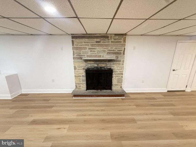 7949 ROLLING GREEN RD, Cheltenham, PA 19012