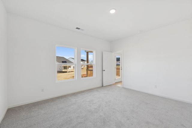2974 Sharpstone Drive, Columbia, TN 38401