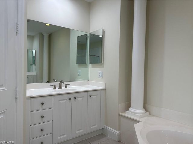9202 Museo CIR 103, Naples, FL 34114