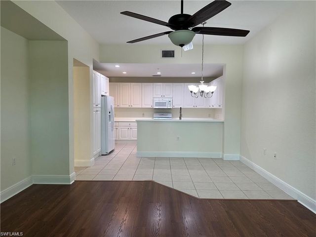9202 Museo CIR 103, Naples, FL 34114
