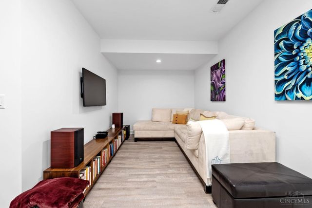 3831 Mt Vernon Avenue, Cincinnati, OH 45209