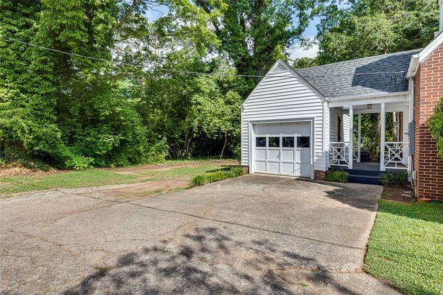 2009 Edgewood Avenue, Anderson, SC 29625