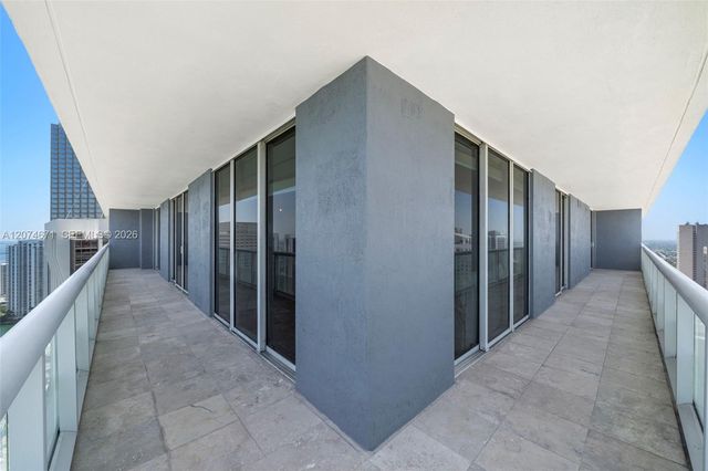 50 Biscayne Boulevard 4402, Miami, FL 33132