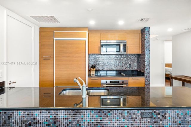 50 Biscayne Boulevard 4402, Miami, FL 33132
