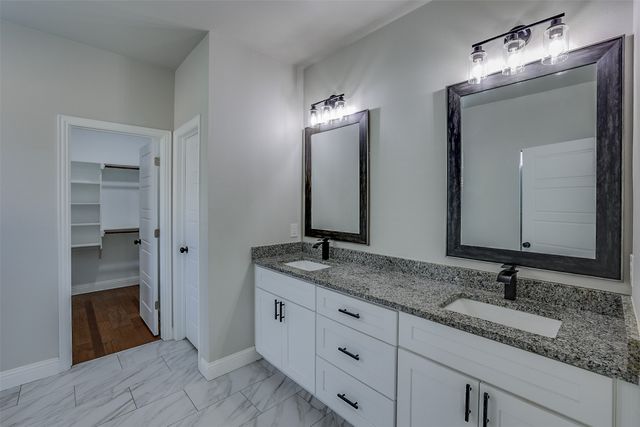 1804 Eastwood Court, Mansfield, TX 76063