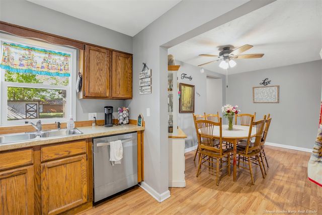 1170 E Pontaluna Road, Norton Shores, MI 49456