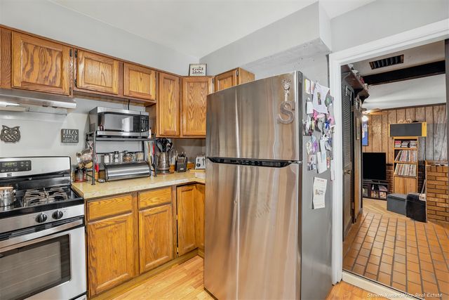 1170 E Pontaluna Road, Norton Shores, MI 49456