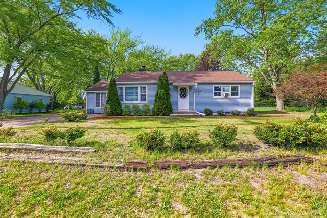 1170 E Pontaluna Road, Norton Shores, MI 49456