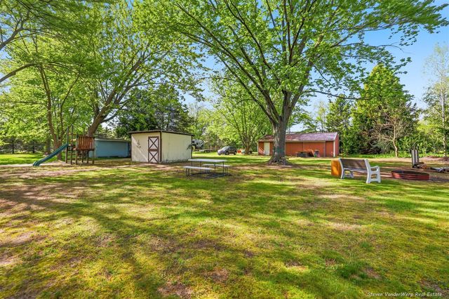 1170 E Pontaluna Road, Norton Shores, MI 49456