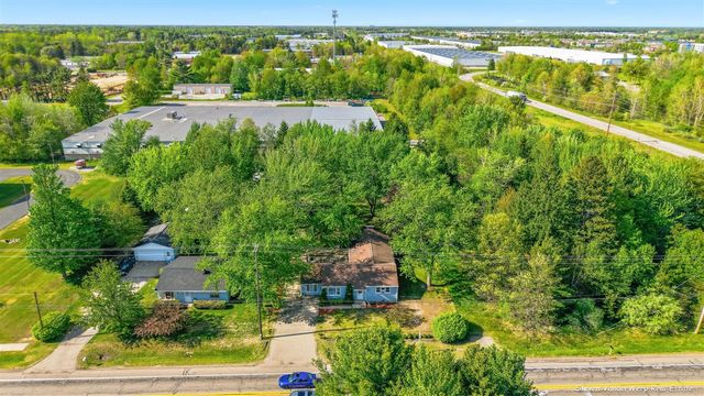 1170 E Pontaluna Road, Norton Shores, MI 49456