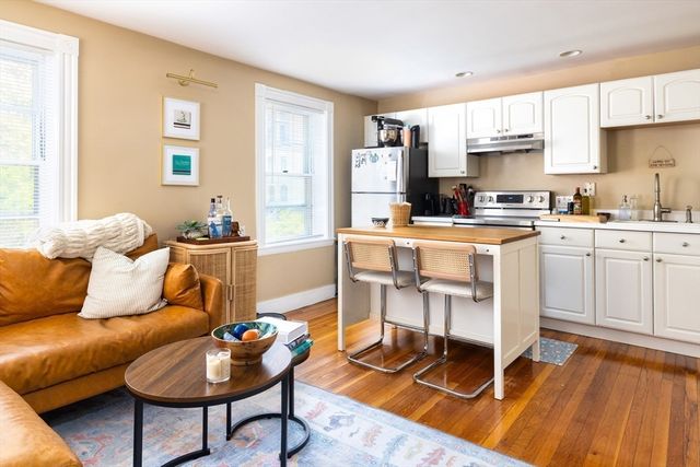 2 Derne Street, Boston, MA 02114