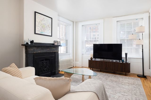 2 Derne Street, Boston, MA 02114