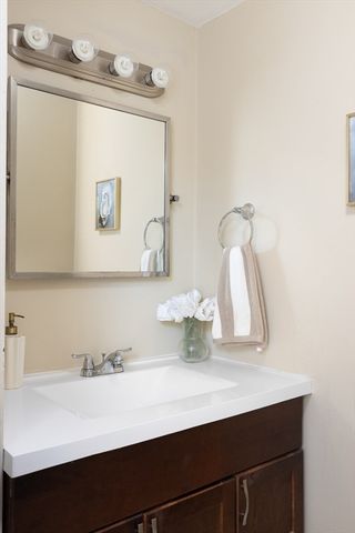 2 Derne Street, Boston, MA 02114