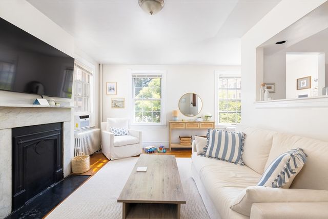2 Derne Street, Boston, MA 02114