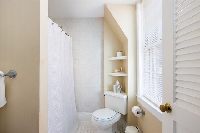 2 Derne Street, Boston, MA 02114