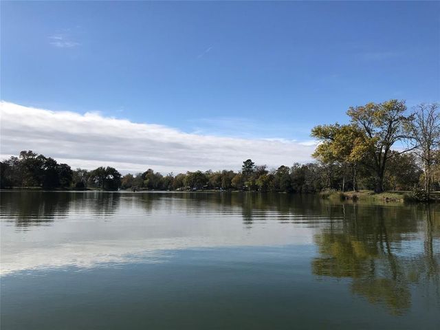 111 County Road 1333, Liberty, TX 77575
