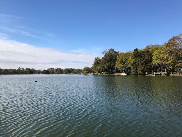 111 County Road 1333, Liberty, TX 77575