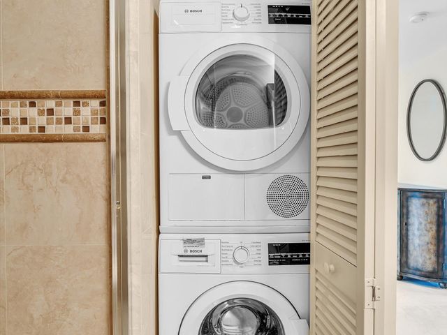 1005 Russell Drive 1, Highland Beach, FL 33487