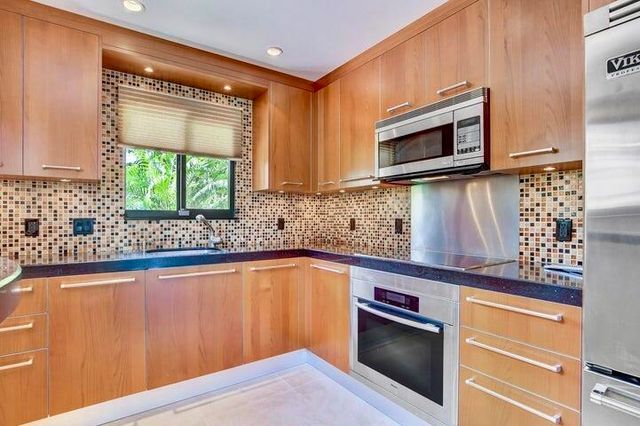 1005 Russell Drive 1, Highland Beach, FL 33487