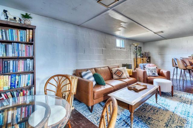 712 Hamilton AVENUE, Waukesha, WI 53186