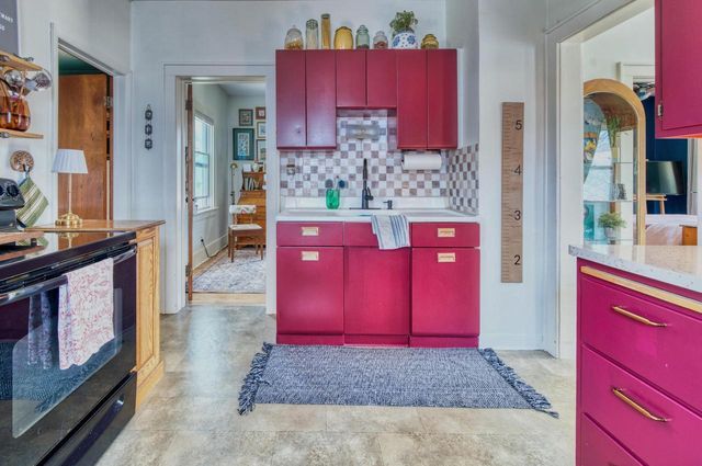 712 Hamilton AVENUE, Waukesha, WI 53186