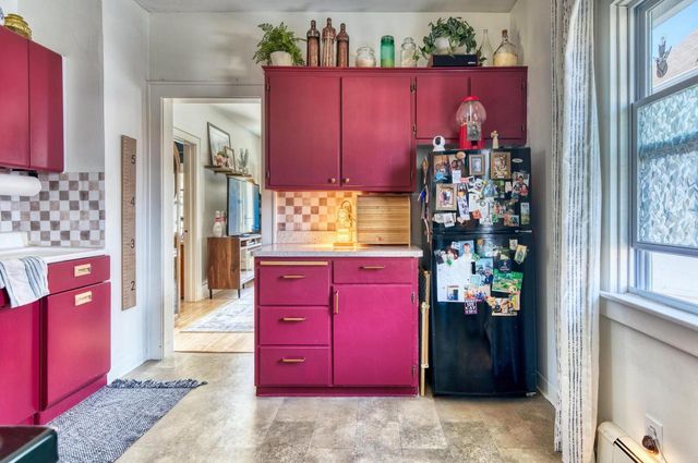 712 Hamilton AVENUE, Waukesha, WI 53186