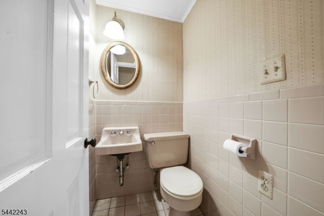 183 Harding Rd, Glen Rock Boro, NJ 07452