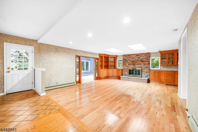 183 Harding Rd, Glen Rock Boro, NJ 07452