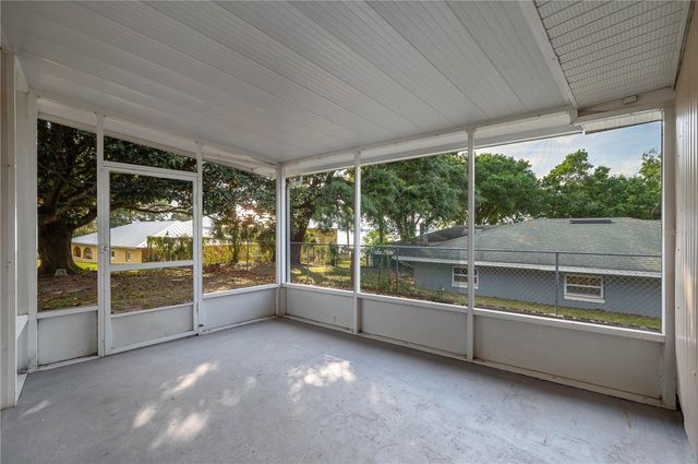 106 N PRADO AVENUE, Auburndale, FL 33823