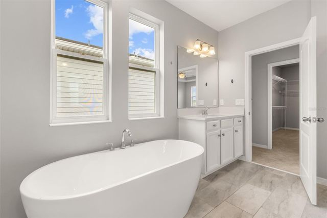 640 BAYERN LANE, Debary, FL 32713