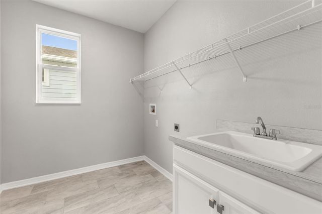 640 BAYERN LANE, Debary, FL 32713