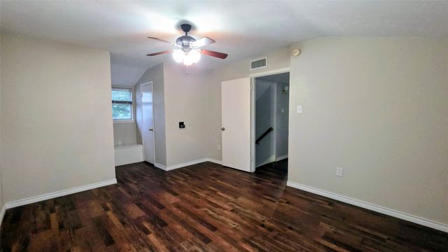 1814 Gravley Drive, Carrollton, TX 75006