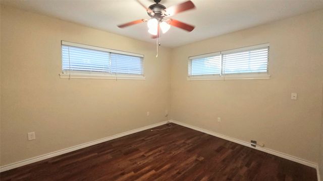 1814 Gravley Drive, Carrollton, TX 75006
