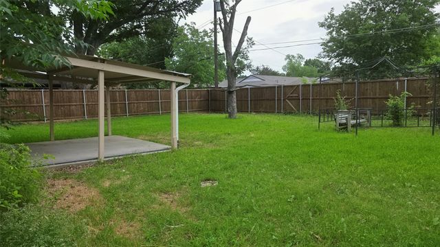1814 Gravley Drive, Carrollton, TX 75006