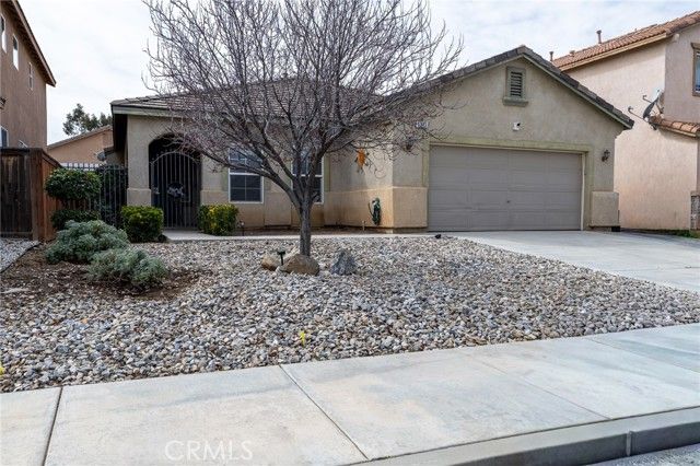 9382 Dragon Tree, Hesperia, CA 92344