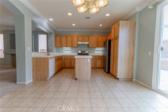 9382 Dragon Tree, Hesperia, CA 92344