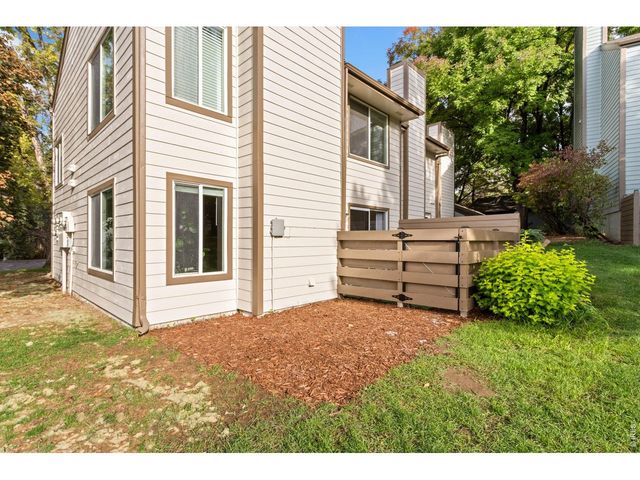 3465 Lochwood Dr B11, Fort Collins, CO 80525
